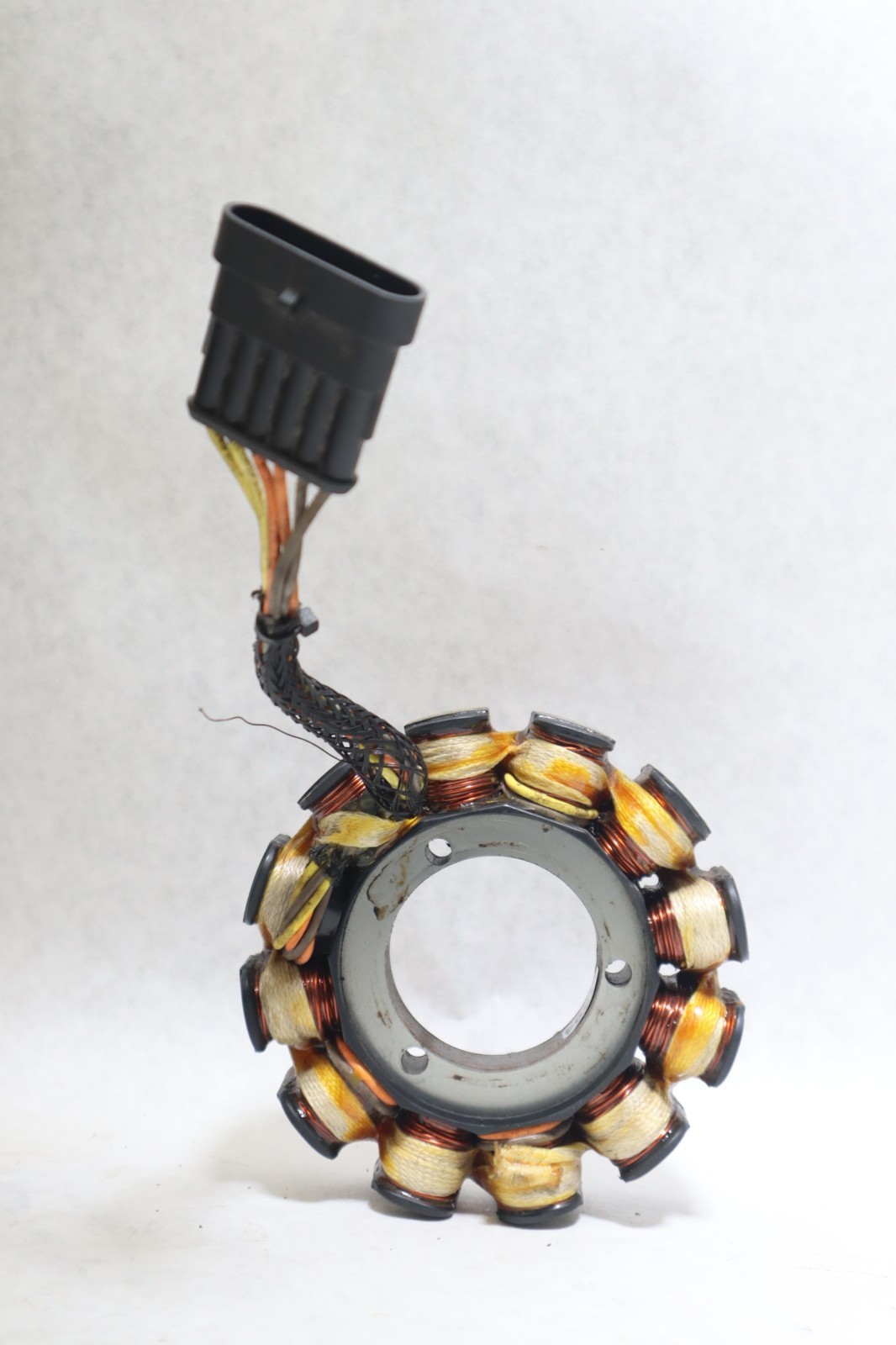 JOHNSON EVINRUDE ETEC 40 50 60 75 90 HP STATOR 586766 586949 2004 THRU 2012 - Image 9