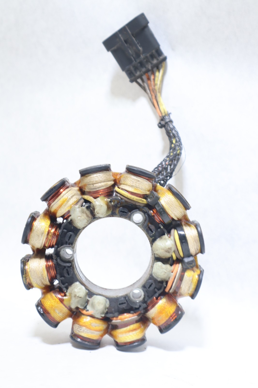 JOHNSON EVINRUDE ETEC 40 50 60 75 90 HP STATOR 586766 586949 2004 THRU 2012 - Image 10