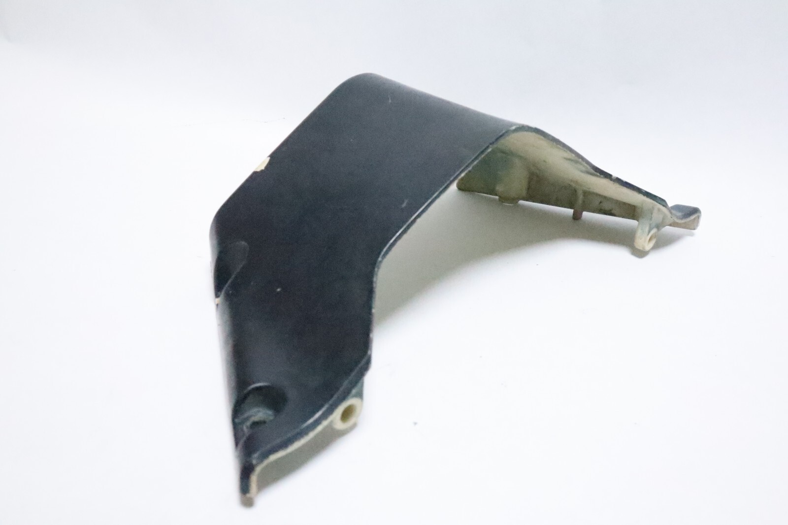 323800 Evinrude Johnson Front Midsection Cover Plastic 78-98 V4 v6 - Image 9