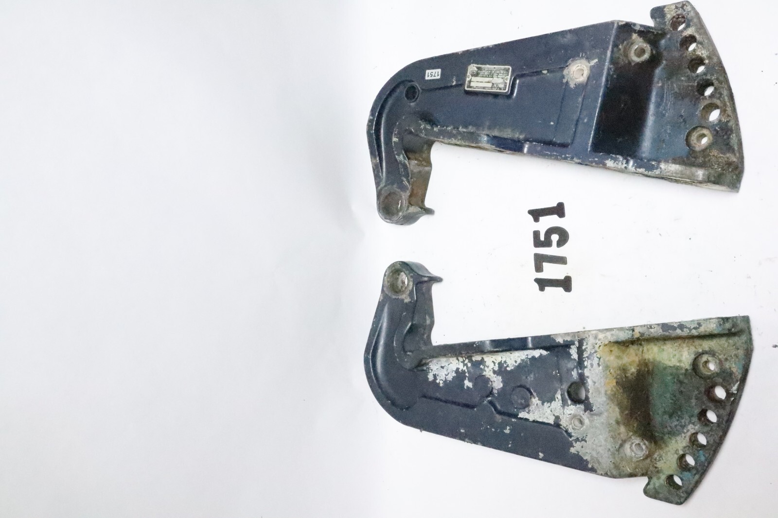 Johnson Evinrude 115-235 HP Transom Clamp Stern Bracket Port Side 325594 325595 - Image 2