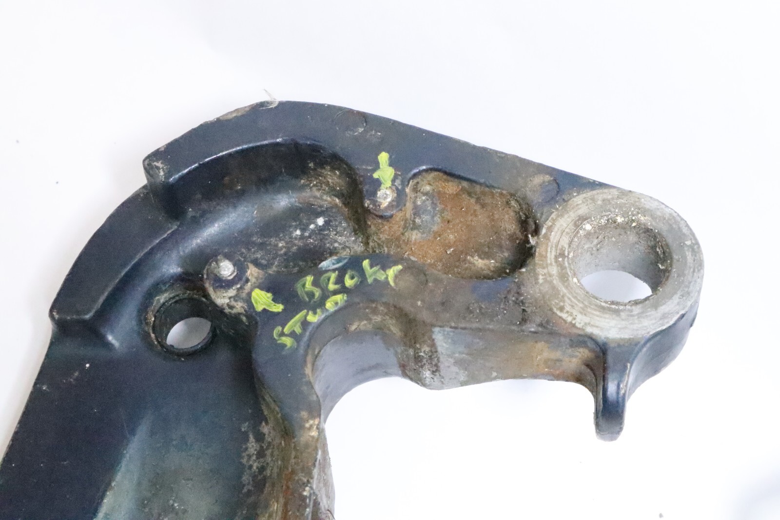 Johnson Evinrude 115-235 HP Transom Clamp Stern Bracket Port Side 325594 325595 - Image 9