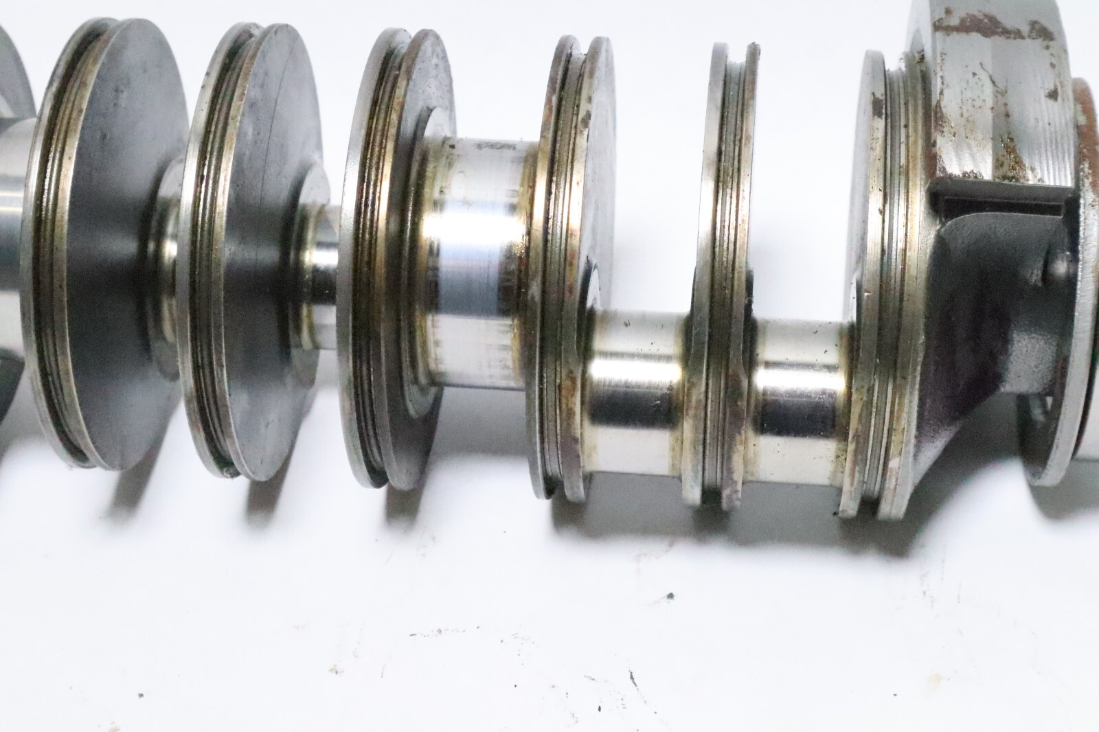 Evinrude Johnson outboard motor crankshaft 150 hp - 235 hp part# 0388306 - Image 8