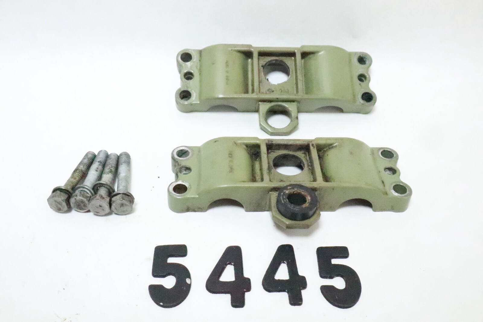 Suzuki 54137-94400 Upper Mount Case 54137-94401 1986-1998 35-40HP DT35 DT40 Used - Image 12