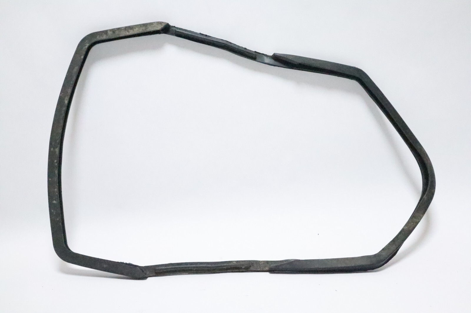 SUZUKI ENGINE LOW SEAL BLACK 61113-87D01 MARINE BOAT - Image 20