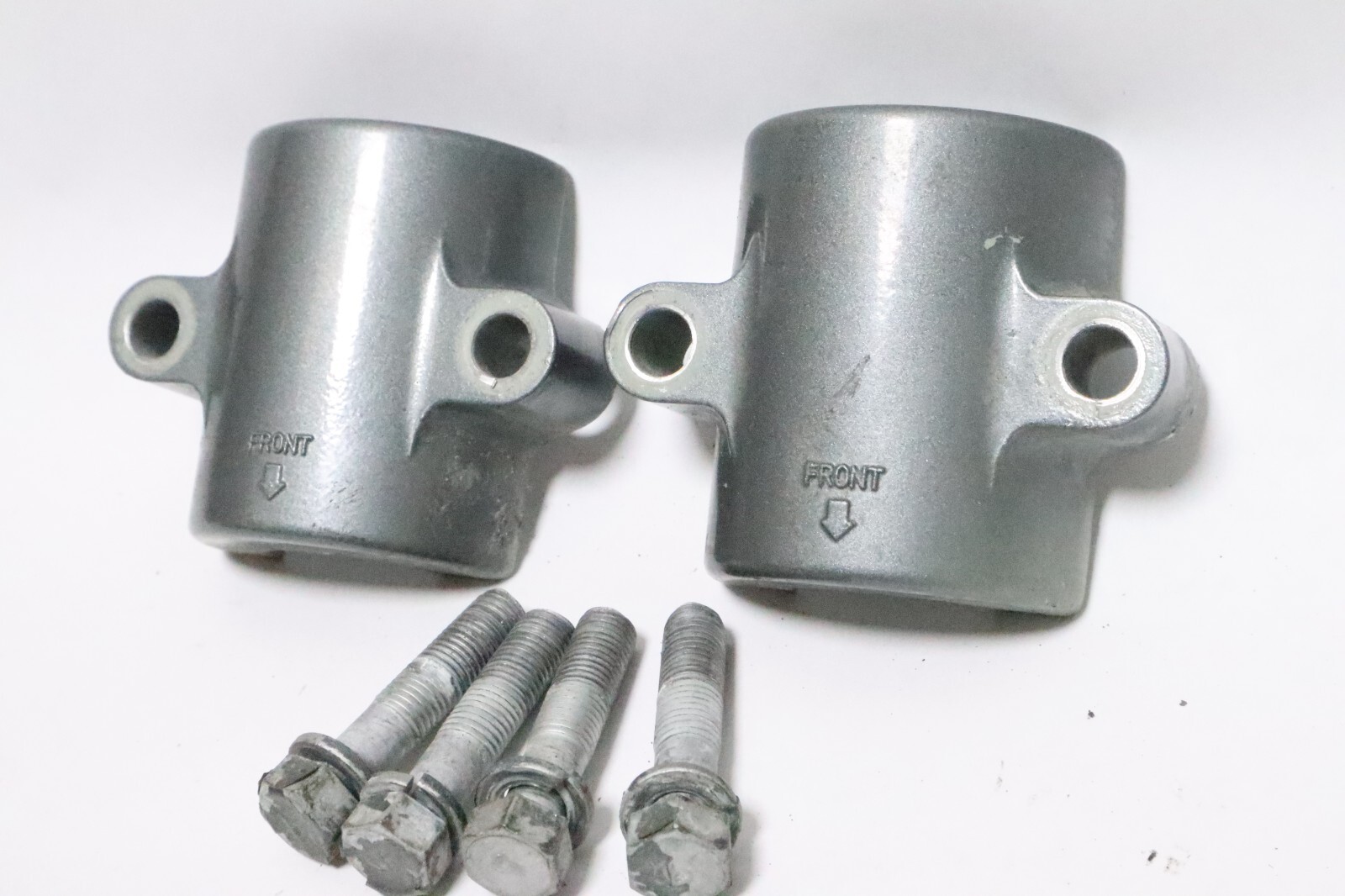 SUZUKI UPPER MOUNT COVERS #54137-87D00 - Image 4