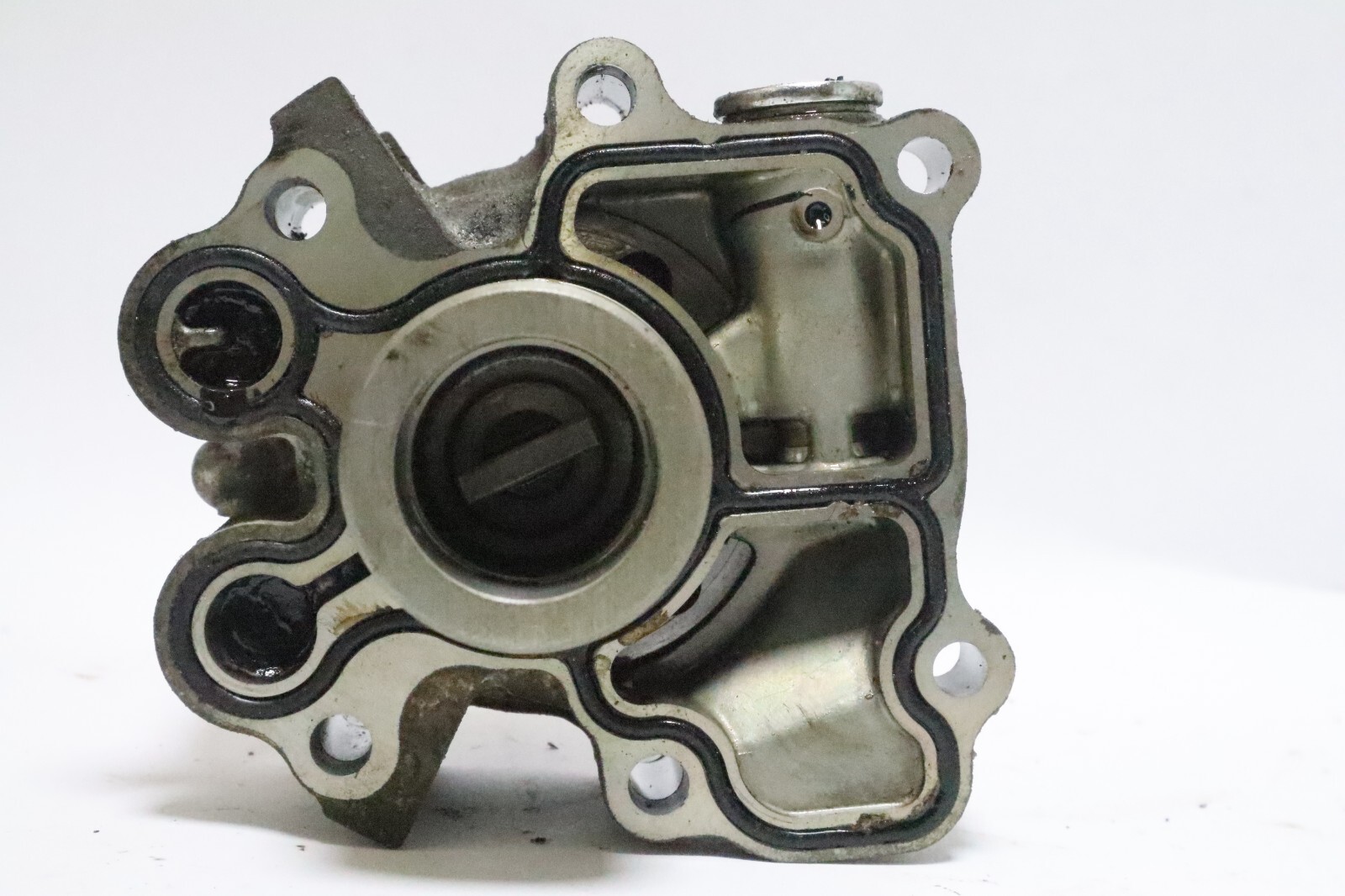 15100-ZW1-000 oil housing honda outboard 90hp 75hp - Image 7