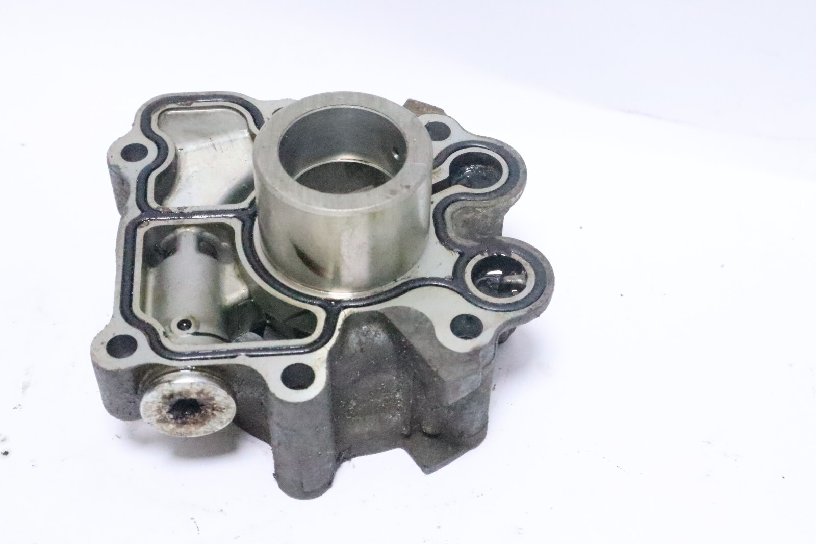 15100-ZW1-000 oil housing honda outboard 90hp 75hp - Image 10