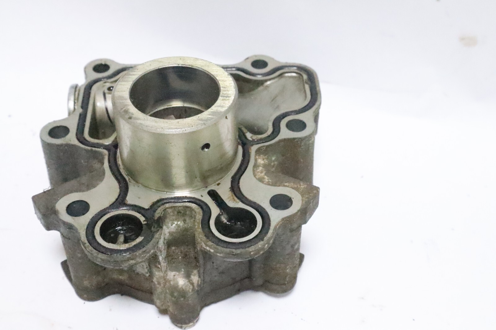 15100-ZW1-000 oil housing honda outboard 90hp 75hp - Image 12