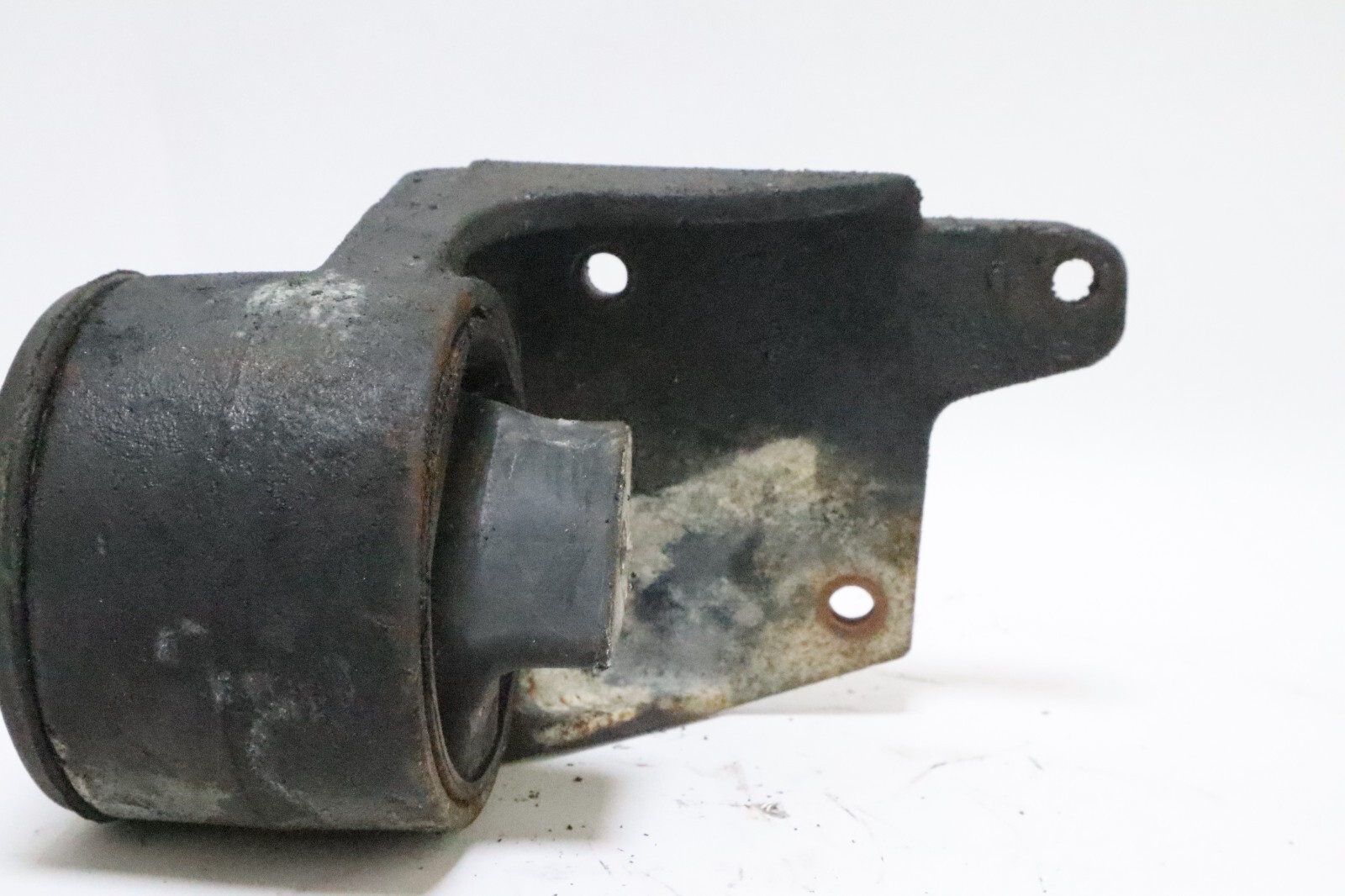 94-01 Dodge Ram 1500 2500 5.2 V8 right passenger engine motor mount bracket - Image 23