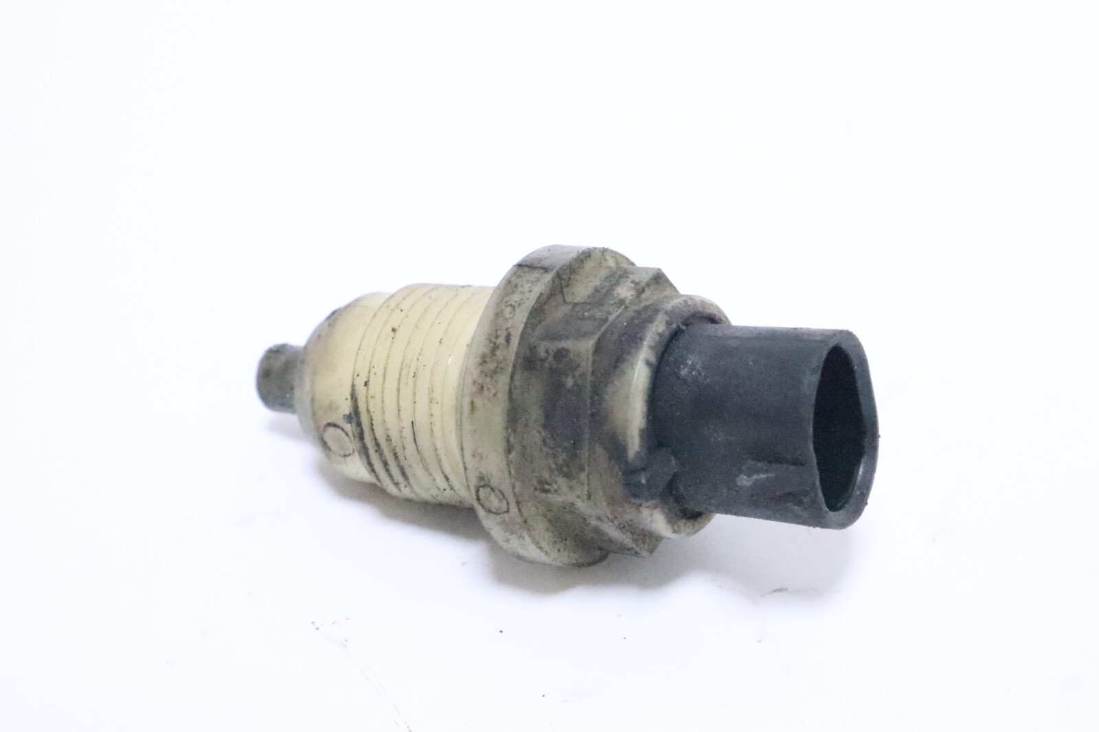 Transmission Input Output Speed Sensor 04800879 A518 A618 46RH 46RE 47RE 48RE US - Image 5