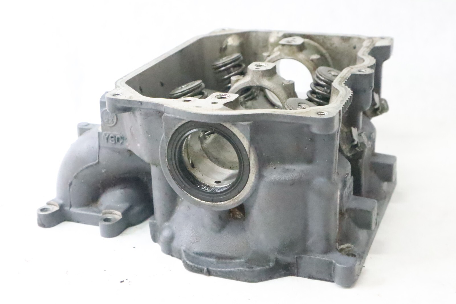2004-2006 YAMAHA f 25 hp OEM CYLINDER HEAD ASSY #65W-11111-20-1S core - Image 22