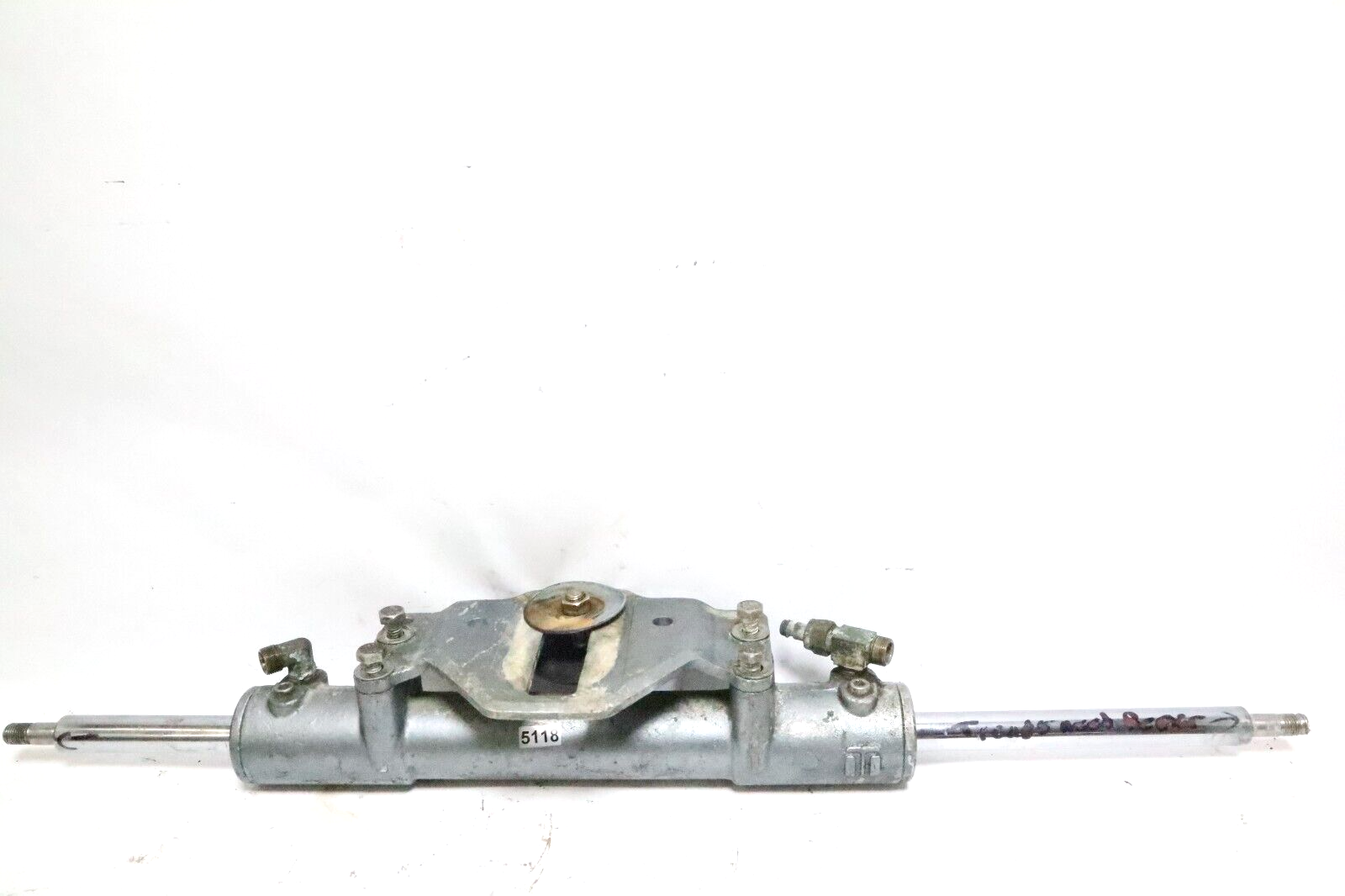 Yamaha 115 HP outboard hydraulic steering ram CP01 GP01 ?