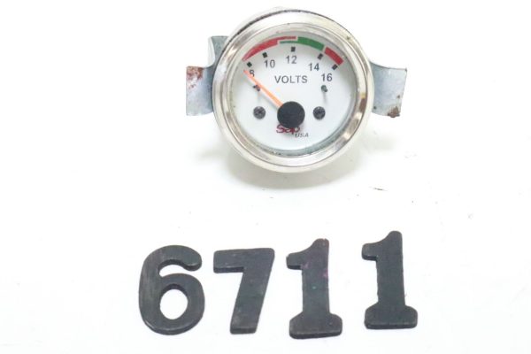 volts   2 1/16" (52mm) Round Gauge 8-16 volts  SAP  USED - Image 9