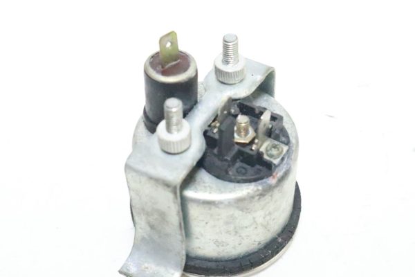 volts   2 1/16" (52mm) Round Gauge 8-16 volts  SAP  USED - Image 5