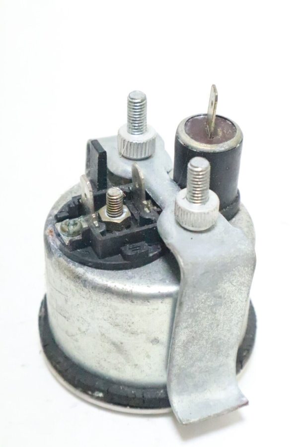 volts   2 1/16" (52mm) Round Gauge 8-16 volts  SAP  USED - Image 7