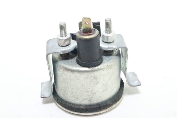 volts   2 1/16" (52mm) Round Gauge 8-16 volts  SAP  USED - Image 12