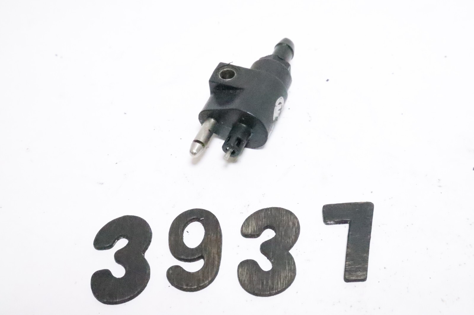 Mercury Mariner 40 45 50 HP Fuel Connector 15781A1 - Image 2