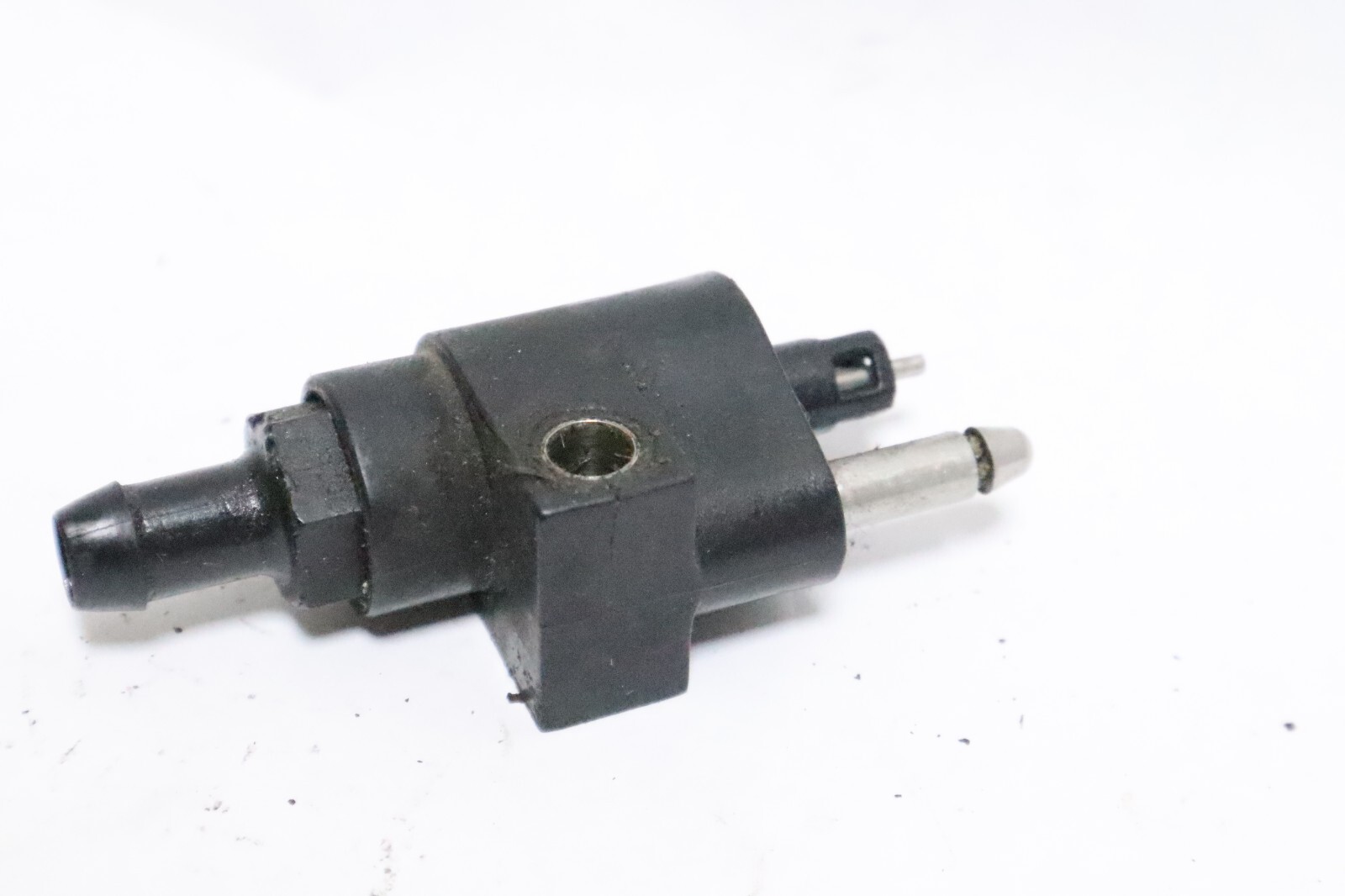 Mercury Mariner 40 45 50 HP Fuel Connector 15781A1 - Image 5