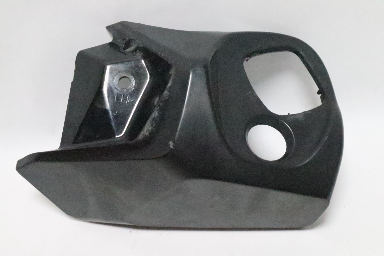 2020 SEADOO gti 90 130 GTX 170 OEM LH HOUSING COVER Used - Image 3