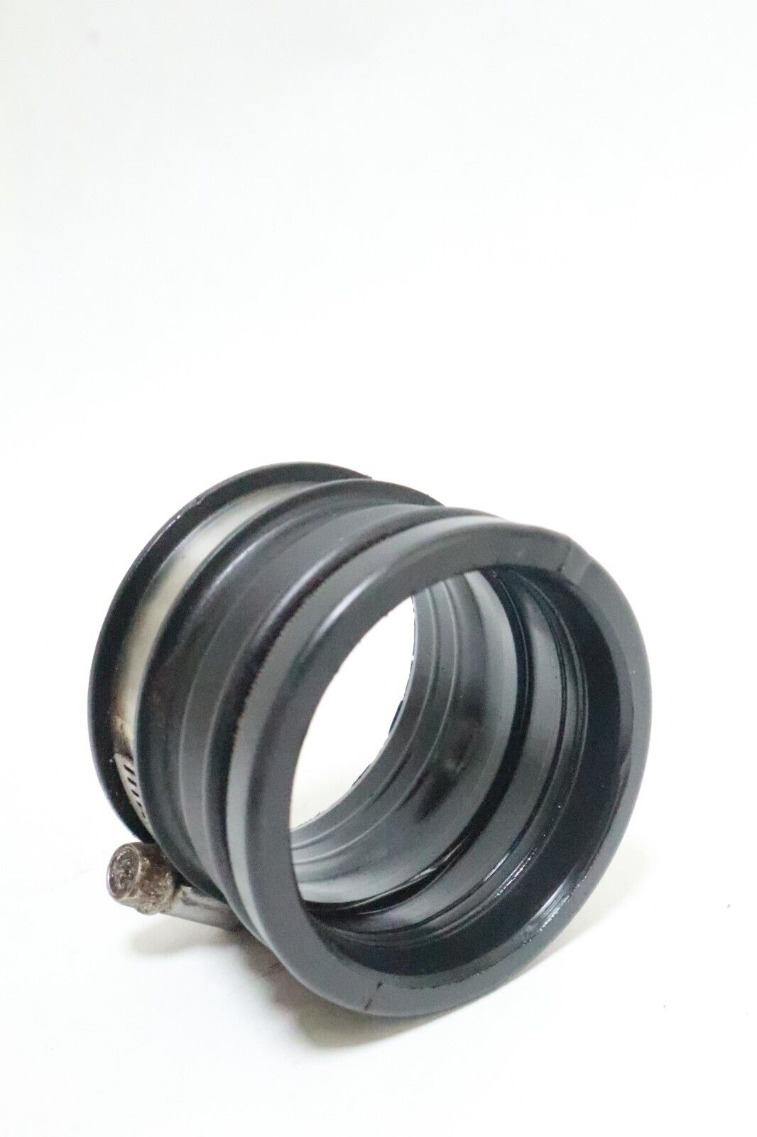 HONDA MARINE BF130 17374-ZW5-000 MUFFLER GROMMET & CLAMP 17316-ZW5-003 USED