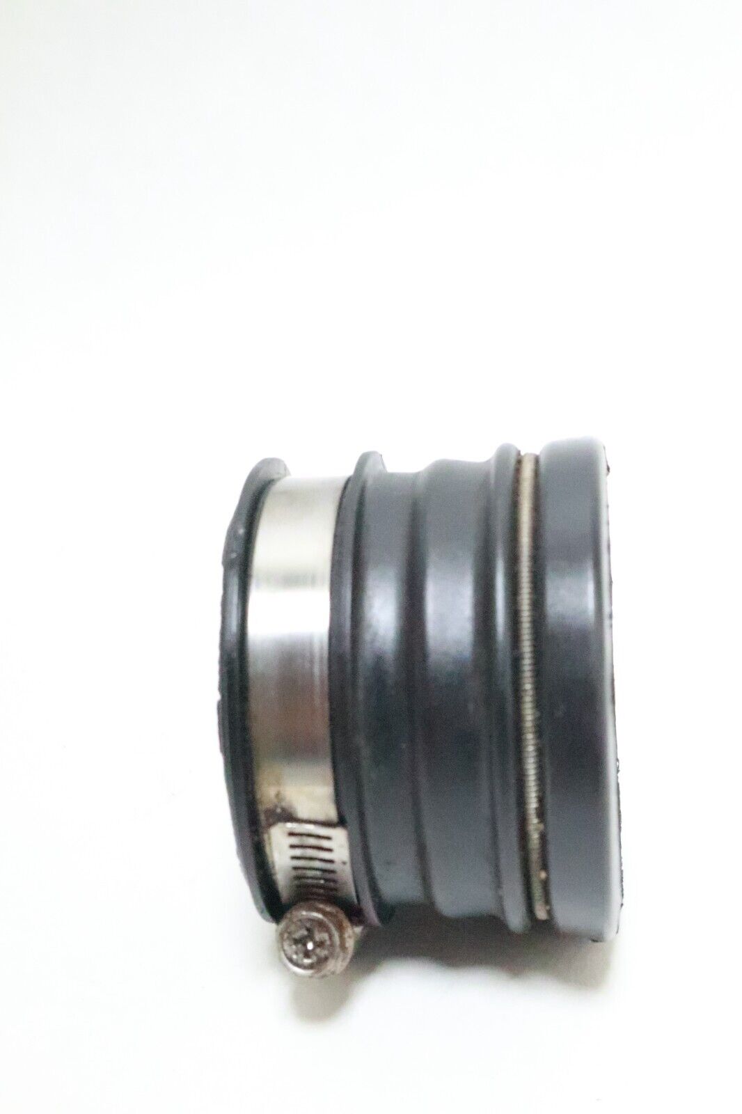 HONDA MARINE BF130 17374-ZW5-000 MUFFLER GROMMET & CLAMP 17316-ZW5-003 USED - Image 2