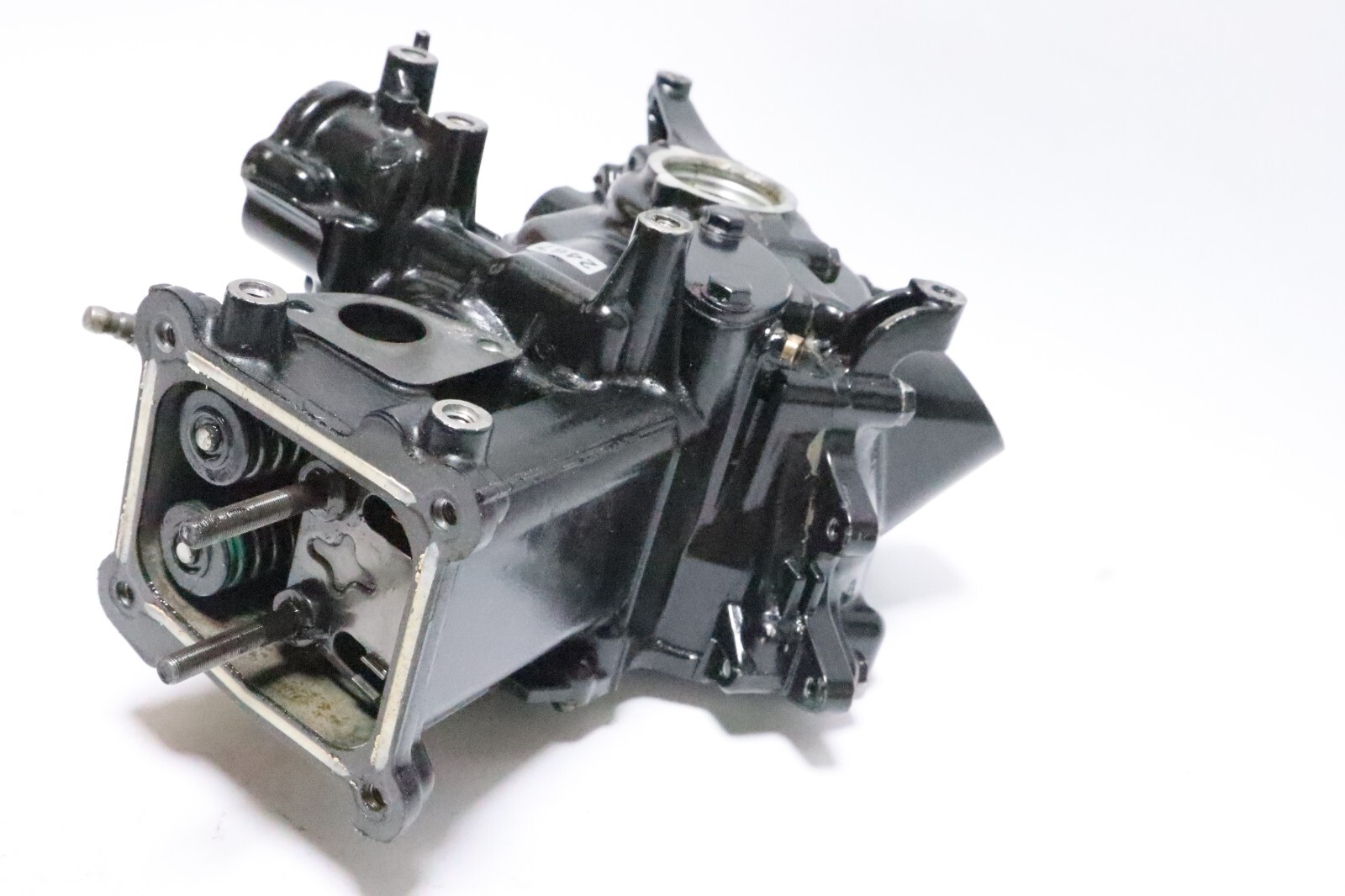 Mercury 2 hp 3.5 hp four stroke cylinder block 898103T42 - Image 13
