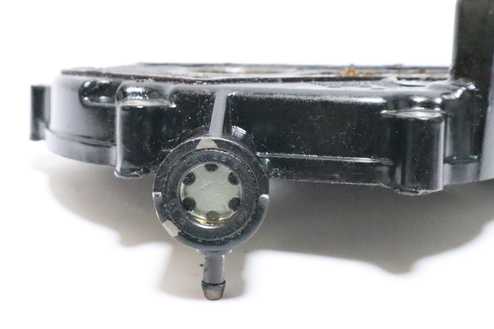 Mercury 2 hp 3.5 hp four stroke oil pan 898103T54 - Image 5