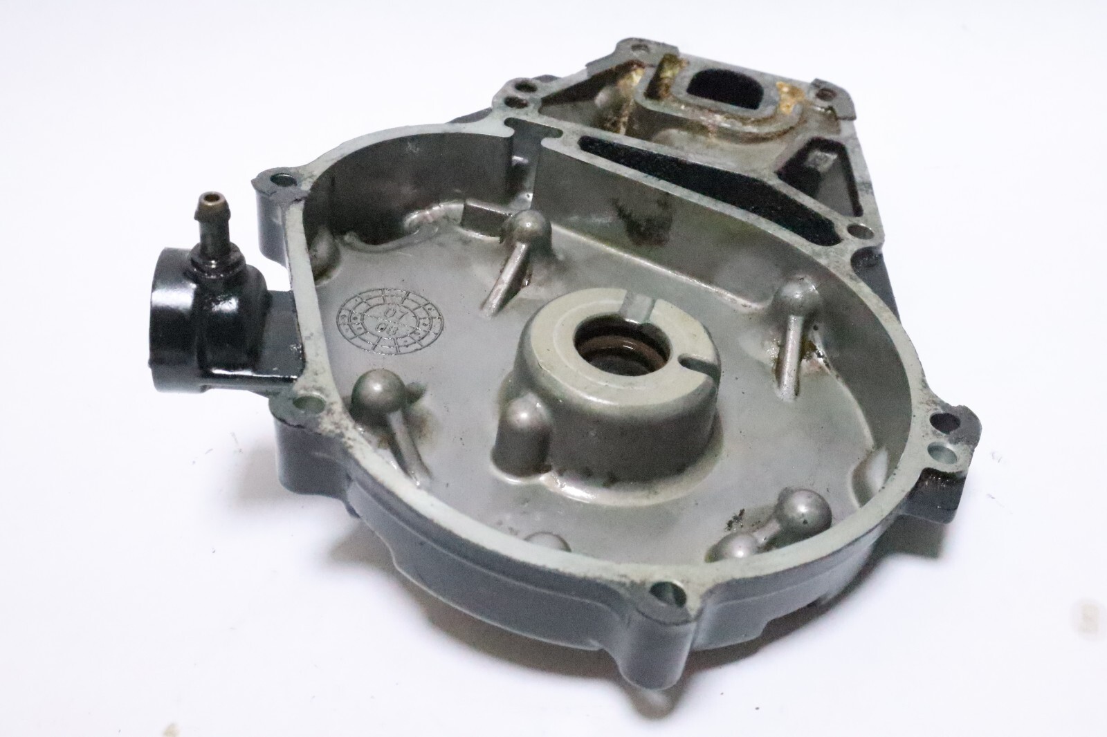 Mercury 2 hp 3.5 hp four stroke oil pan 898103T54 - Image 11