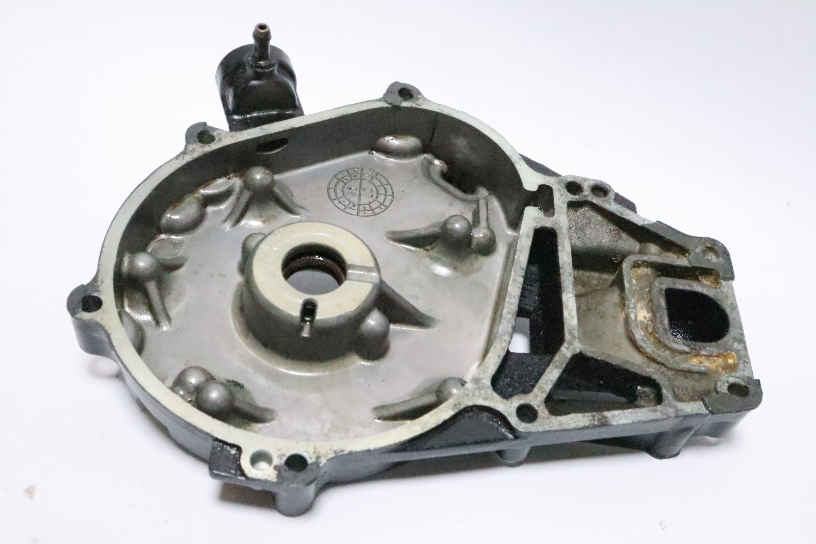 Mercury 2 hp 3.5 hp four stroke oil pan 898103T54 - Image 12
