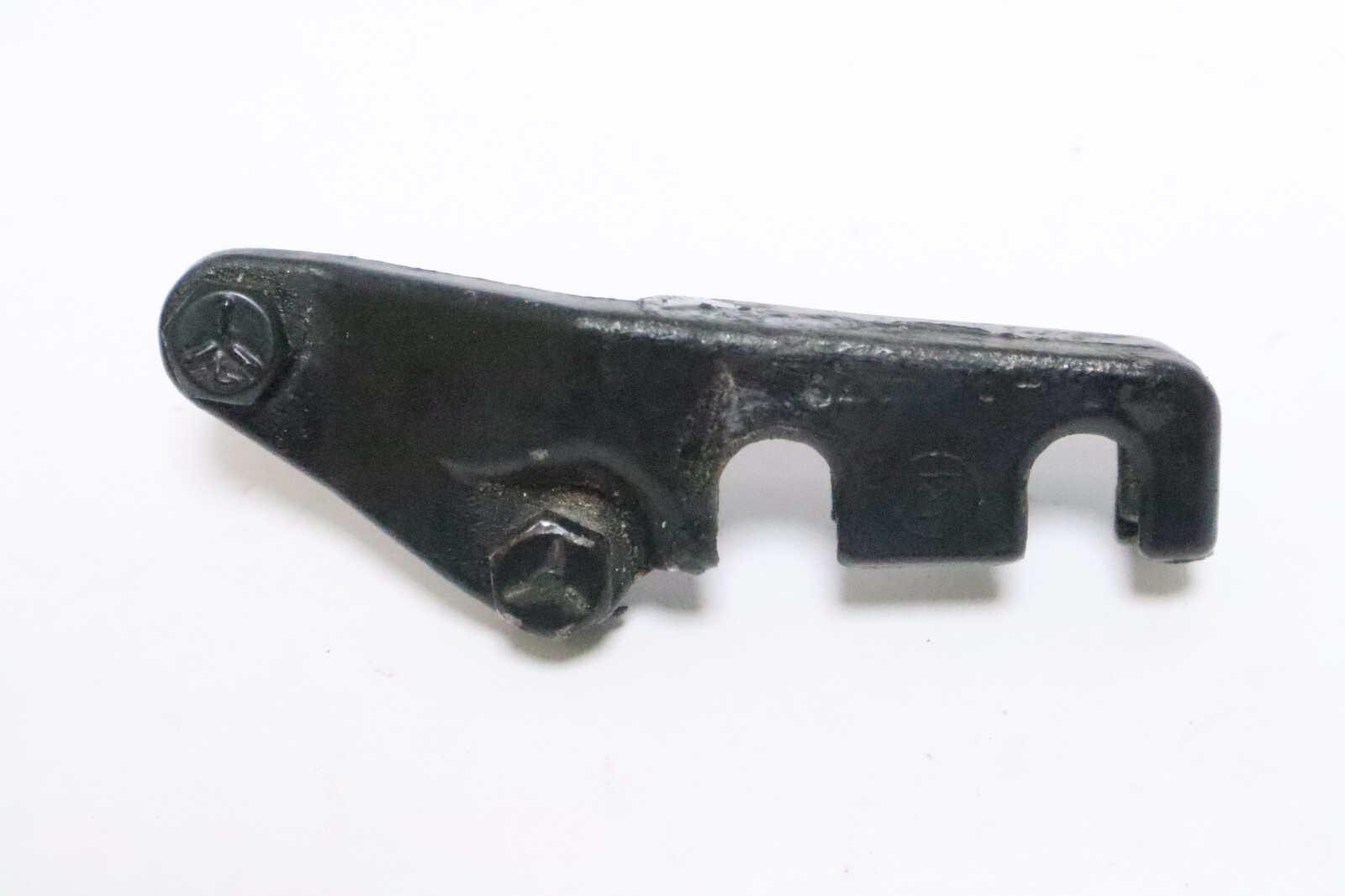 Johnson Evinrude OMC 320276 Anchor Block 319967 Retainer Trunnion - Used