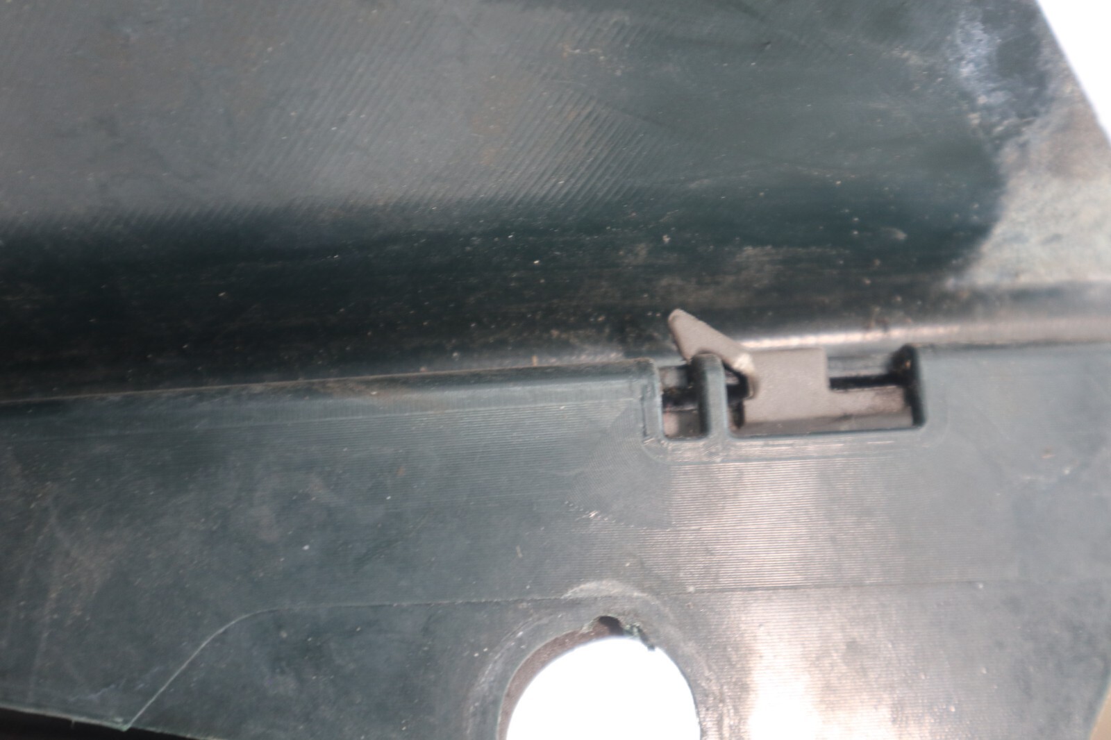 2004 Bombardier Outlander 330 2x4 Ho Gas Tank Fuel Cell Cover Body Panel Plastic - Image 12