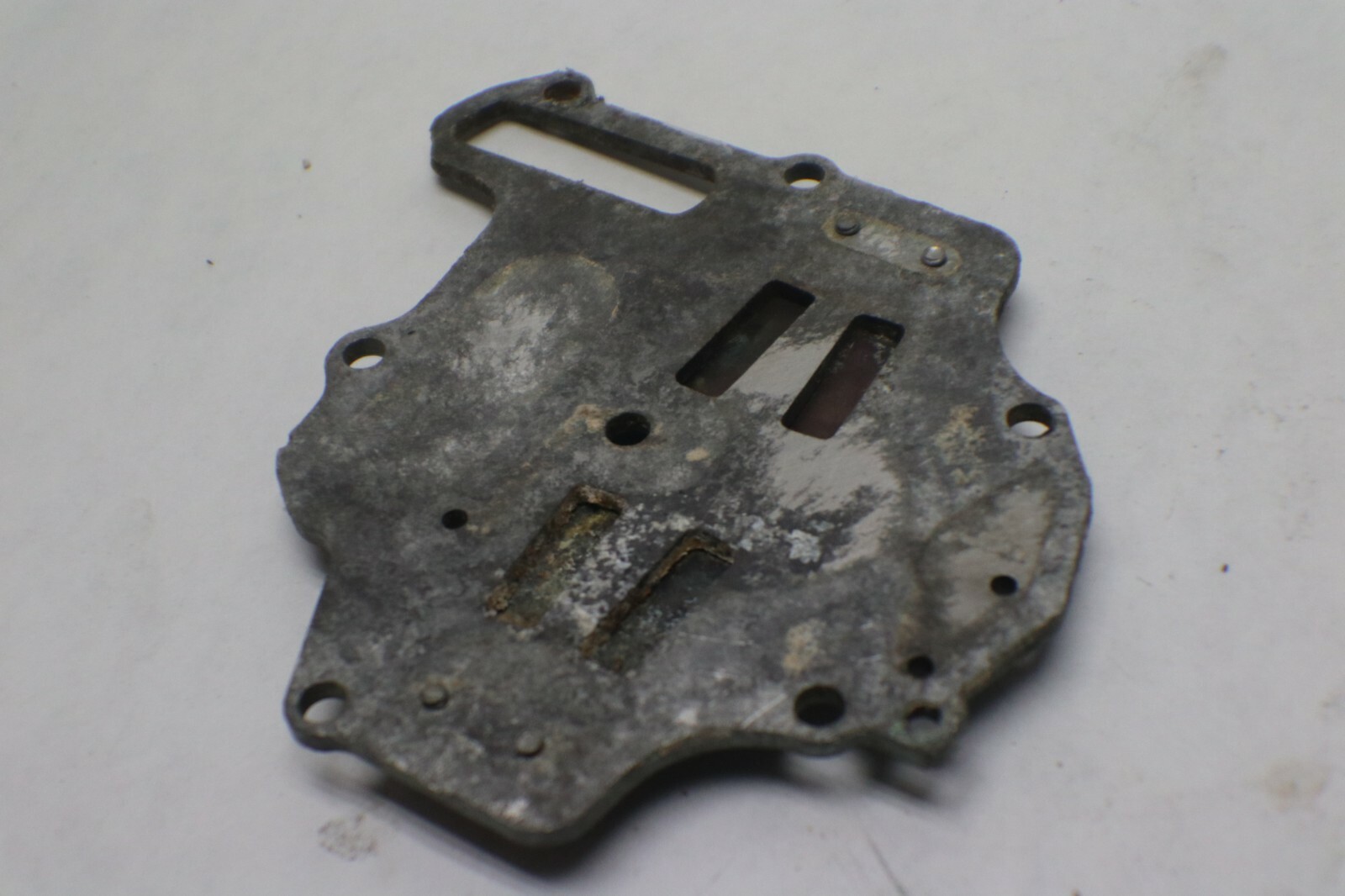 GALE BUCCANEER 5 HP INTAKE REED PLATE TILLER 5D17BL - Image 9