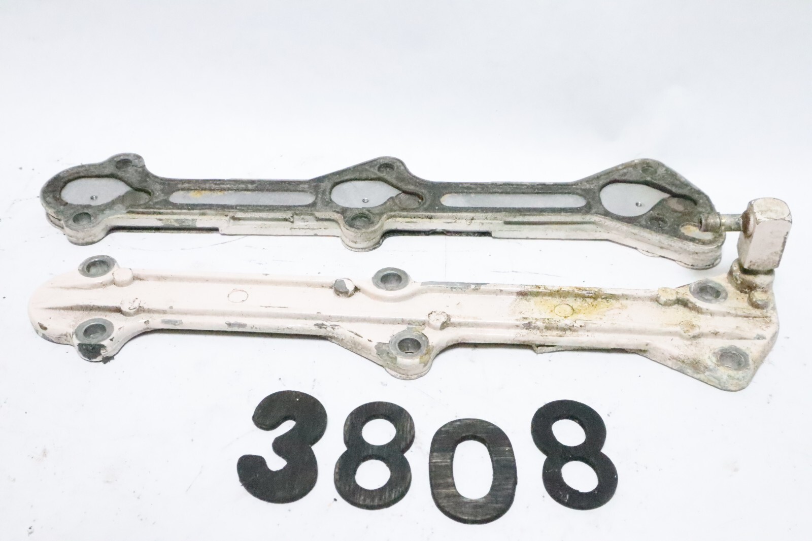 817787A 1 F2A404757 Force 70 85 90 Hp Outboard Cylinder Drain Reed Plate & Cover - Image 2