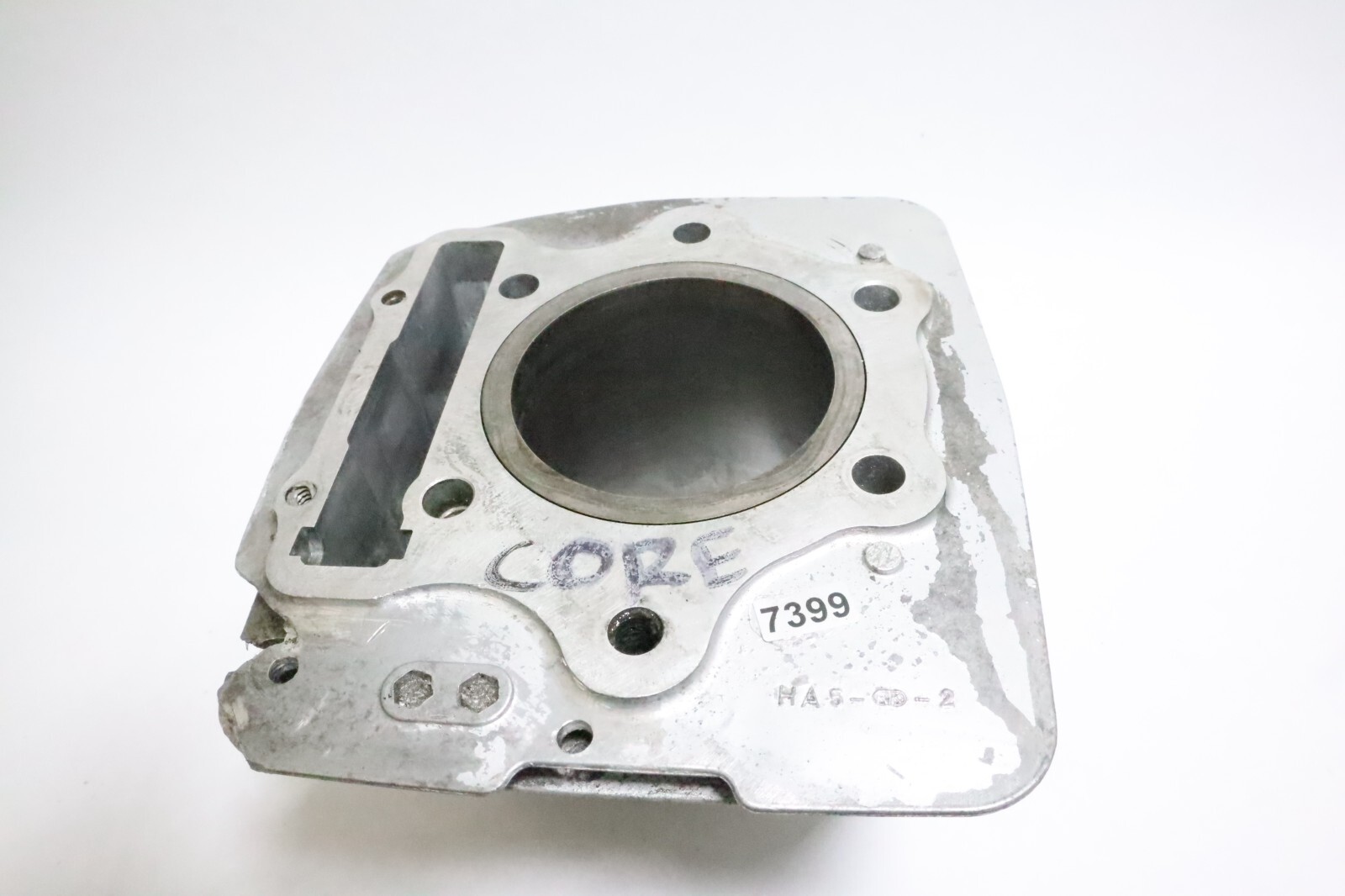 1986 Honda Fourtrax 350 Cylinder 12100-HA7-670 - Image 2