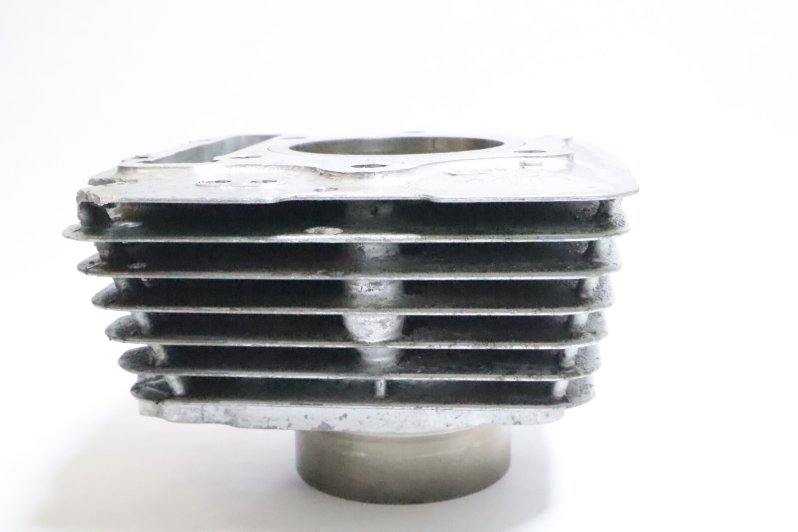 1986 Honda Fourtrax 350 Cylinder 12100-HA7-670 - Image 3