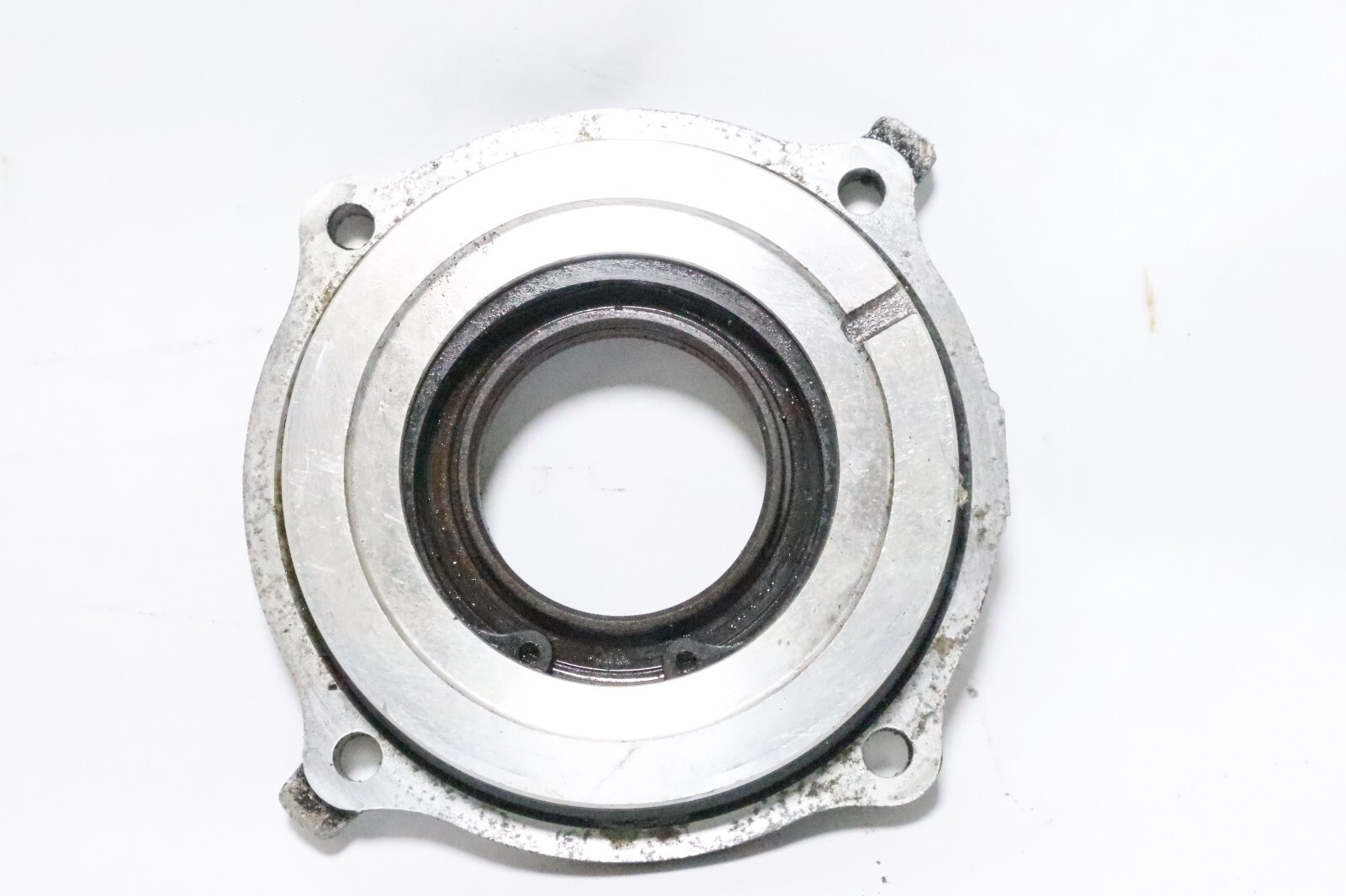 6D0-15359-00-94 Yamaha Z, LZ, VZ 200-300Hp Outboard Crankshaft Oil Seal Housing - Image 5