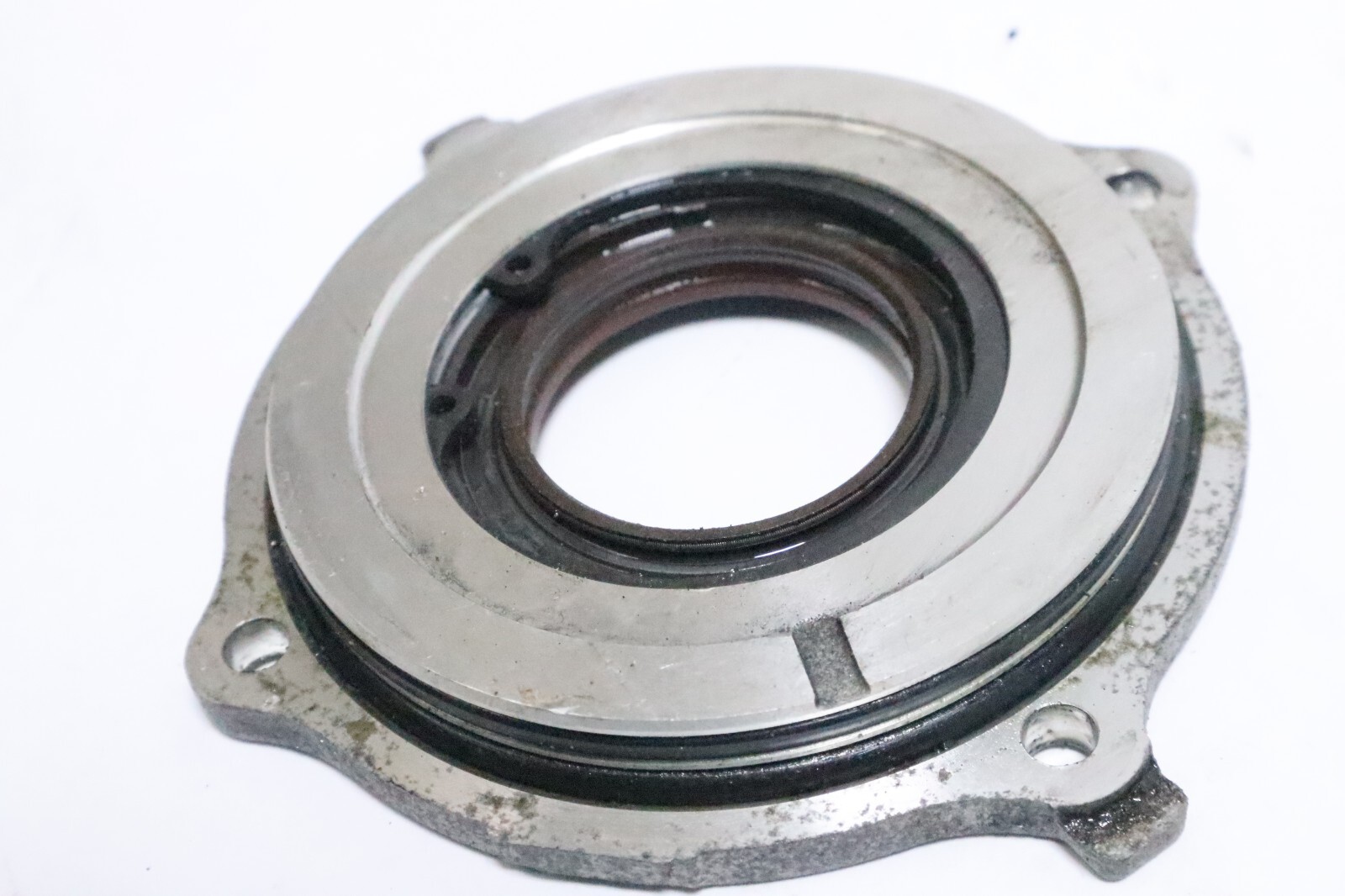 6D0-15359-00-94 Yamaha Z, LZ, VZ 200-300Hp Outboard Crankshaft Oil Seal Housing - Image 6