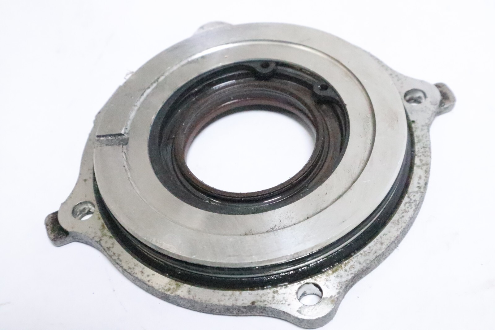 6D0-15359-00-94 Yamaha Z, LZ, VZ 200-300Hp Outboard Crankshaft Oil Seal Housing - Image 7