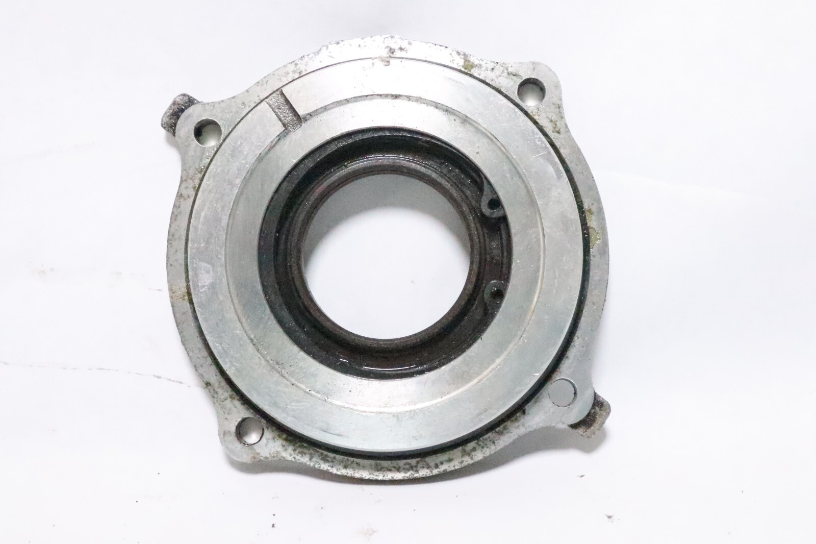 6D0-15359-00-94 Yamaha Z, LZ, VZ 200-300Hp Outboard Crankshaft Oil Seal Housing - Image 8