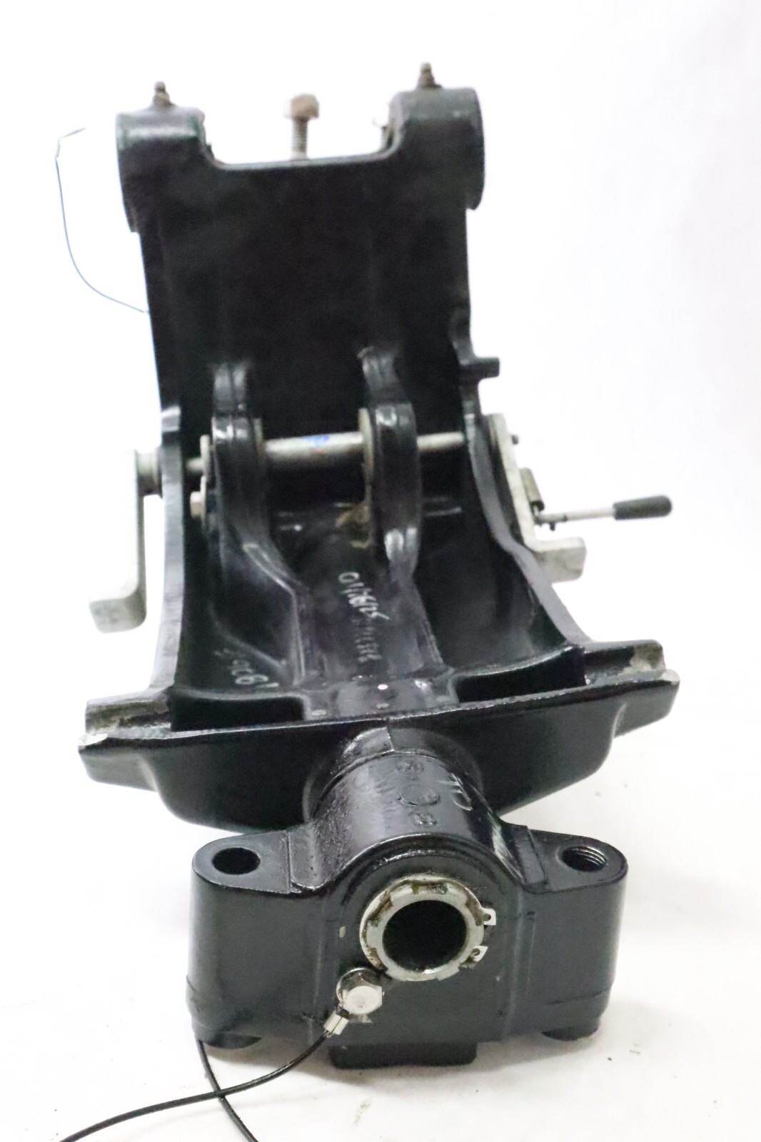 2010-2022 Nissan 25 30 HP mfs30b 4 Stroke Swivel Bracket Assembly PN 3AEQ623103 - Image 6