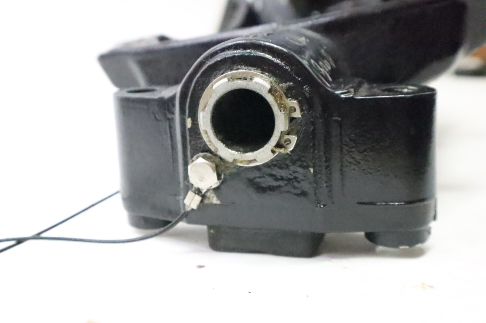 2010-2022 Nissan 25 30 HP mfs30b 4 Stroke Swivel Bracket Assembly PN 3AEQ623103 - Image 8