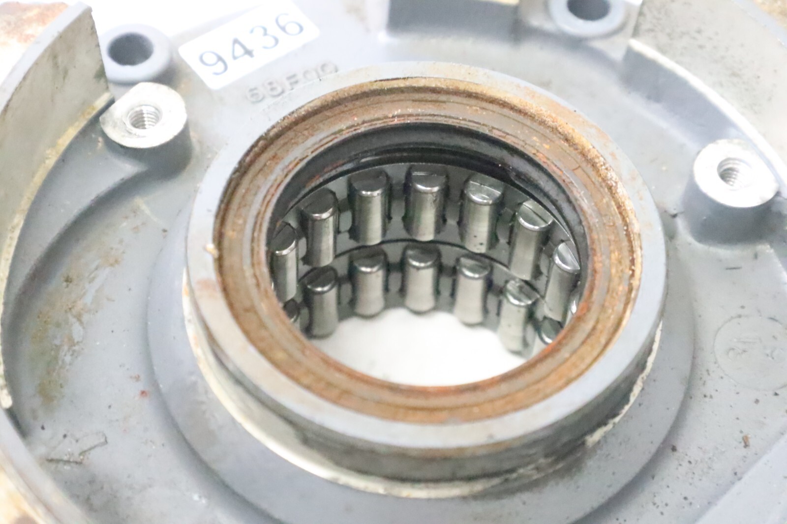 OEM Yamaha Outboard 150 HP - 200 HP BEARING HOUSING 68F-15163-00-94 - Image 5