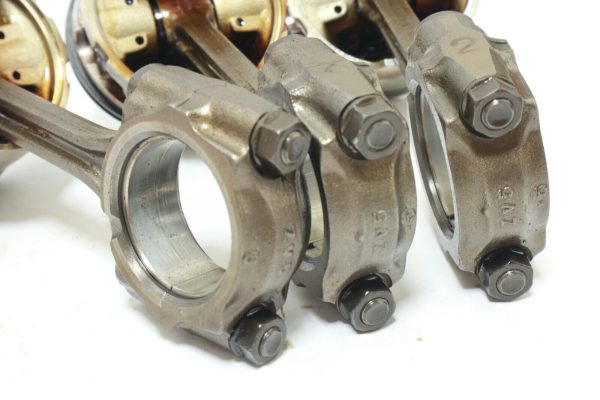 Honda BF 40-45-50 HP Piston 13101-ZV5-010 & Connecting Rod 13210-ZV5-000 SET  USED - Image 6