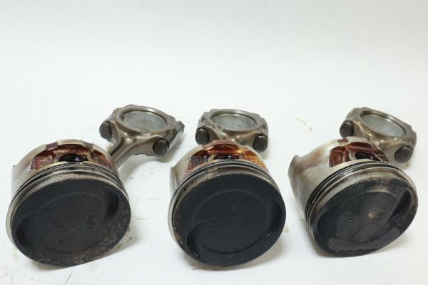 Honda BF 40-45-50 HP Piston 13101-ZV5-010 & Connecting Rod 13210-ZV5-000 SET  USED - Image 8