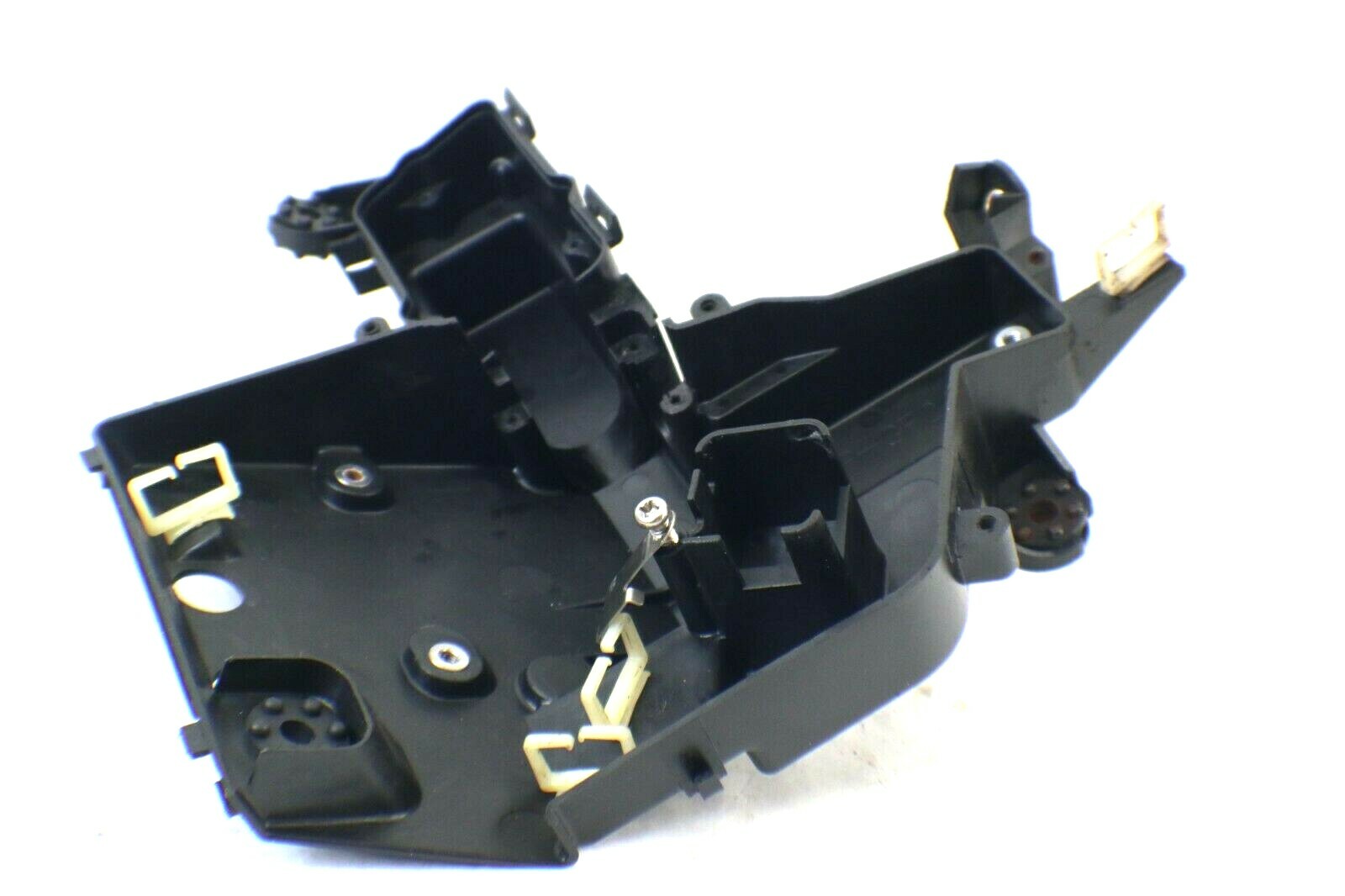 ELECTRICAL BRACKET YAMAHA 225-250-300 HPDI 60V-81948-00-00 - Image 14