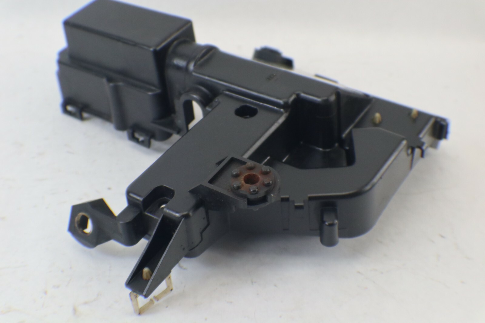 ELECTRICAL BRACKET YAMAHA 225-250-300 HPDI 60V-81948-00-00 - Image 23