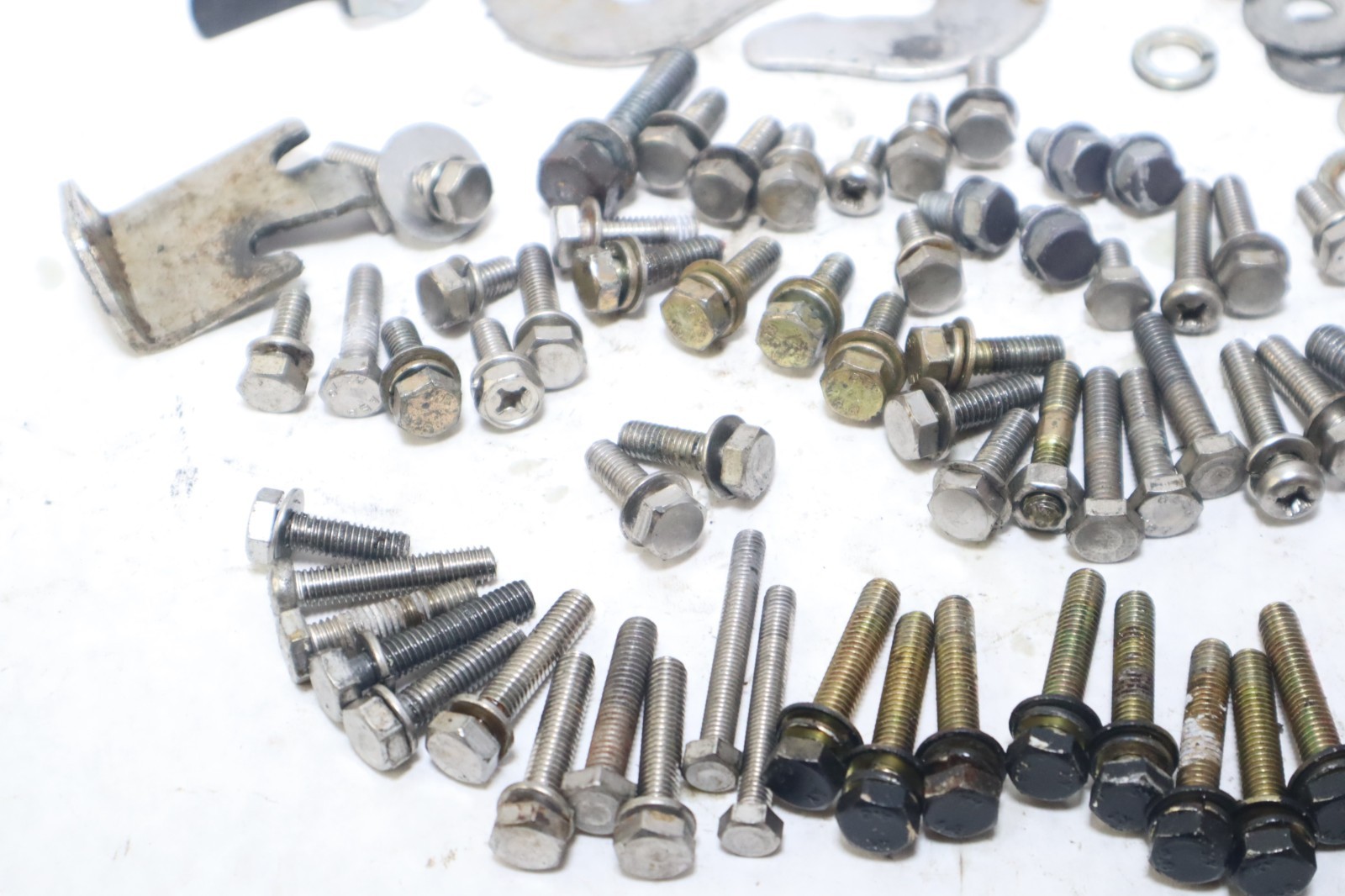 96-04 TOHATSU NISSAN 140 ns140a2 mixed bolts hardware - Image 23
