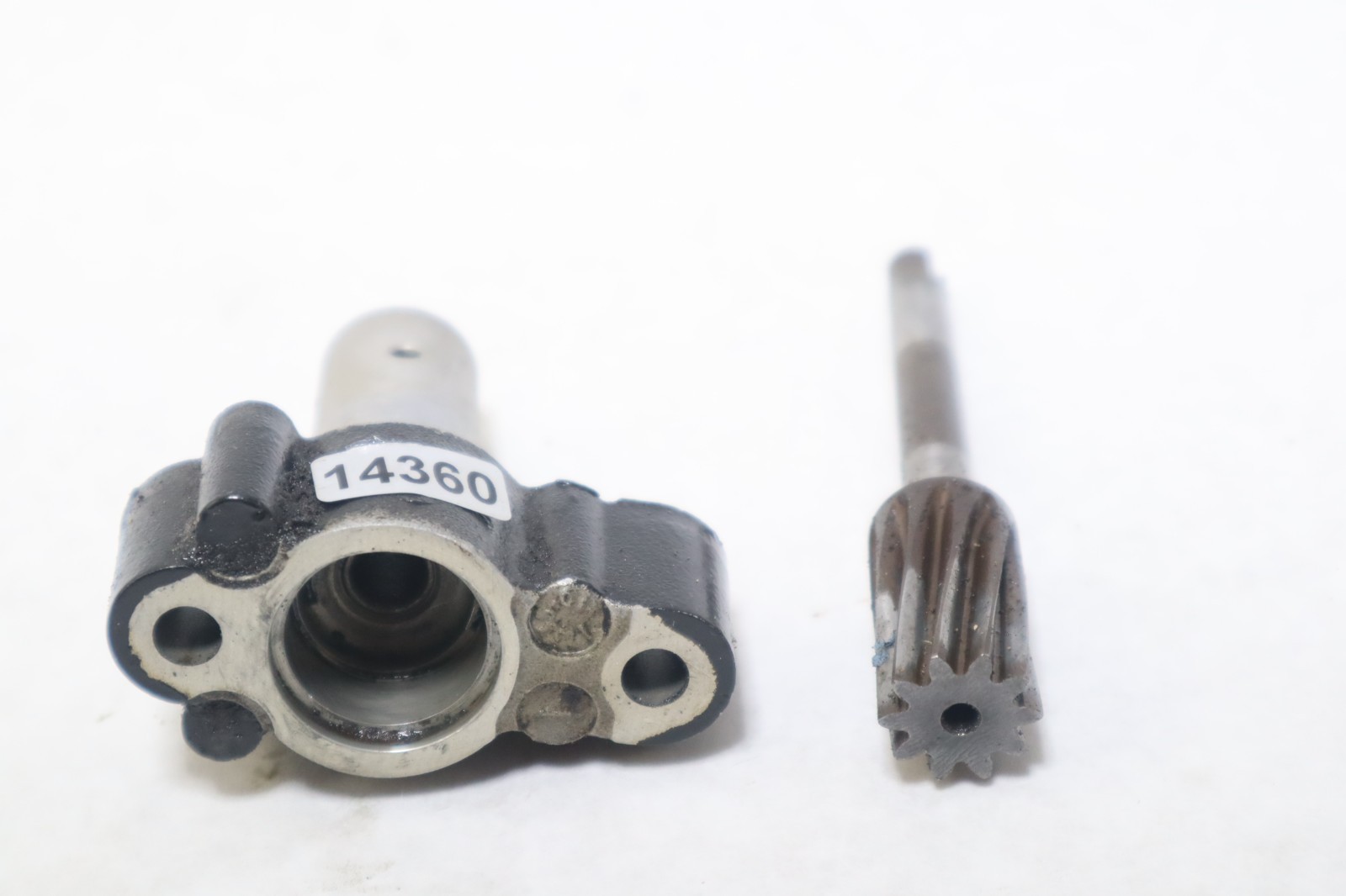 430204 Driven Gear & Adapter Assy 1988 & Up 65-125 Hp Mercury Mariner Outboard - Image 2