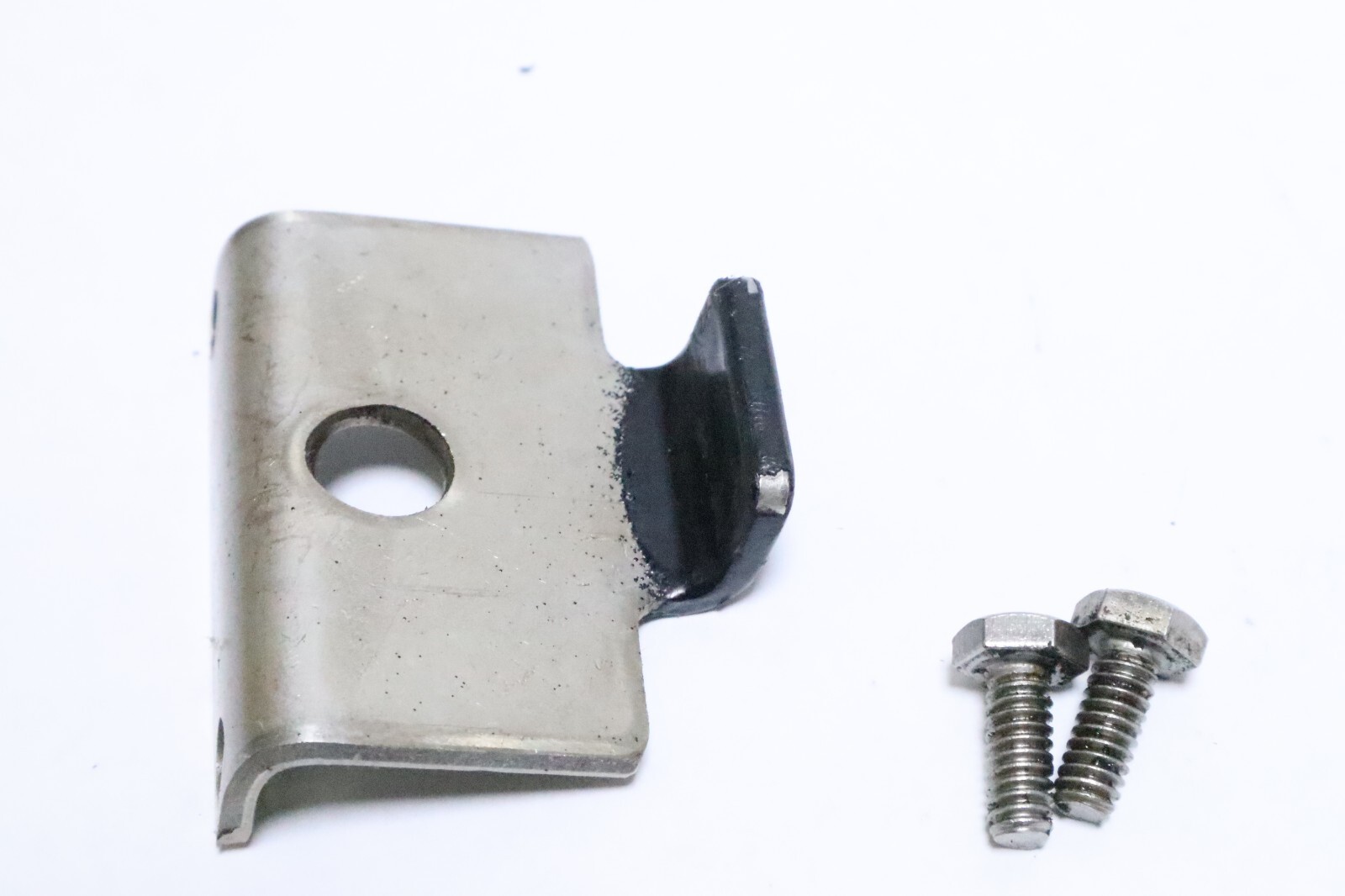 COWL RETAINER MERCURY TRACKER FORCE 35-125 HP 2 STROKE F663480-1 - Image 6