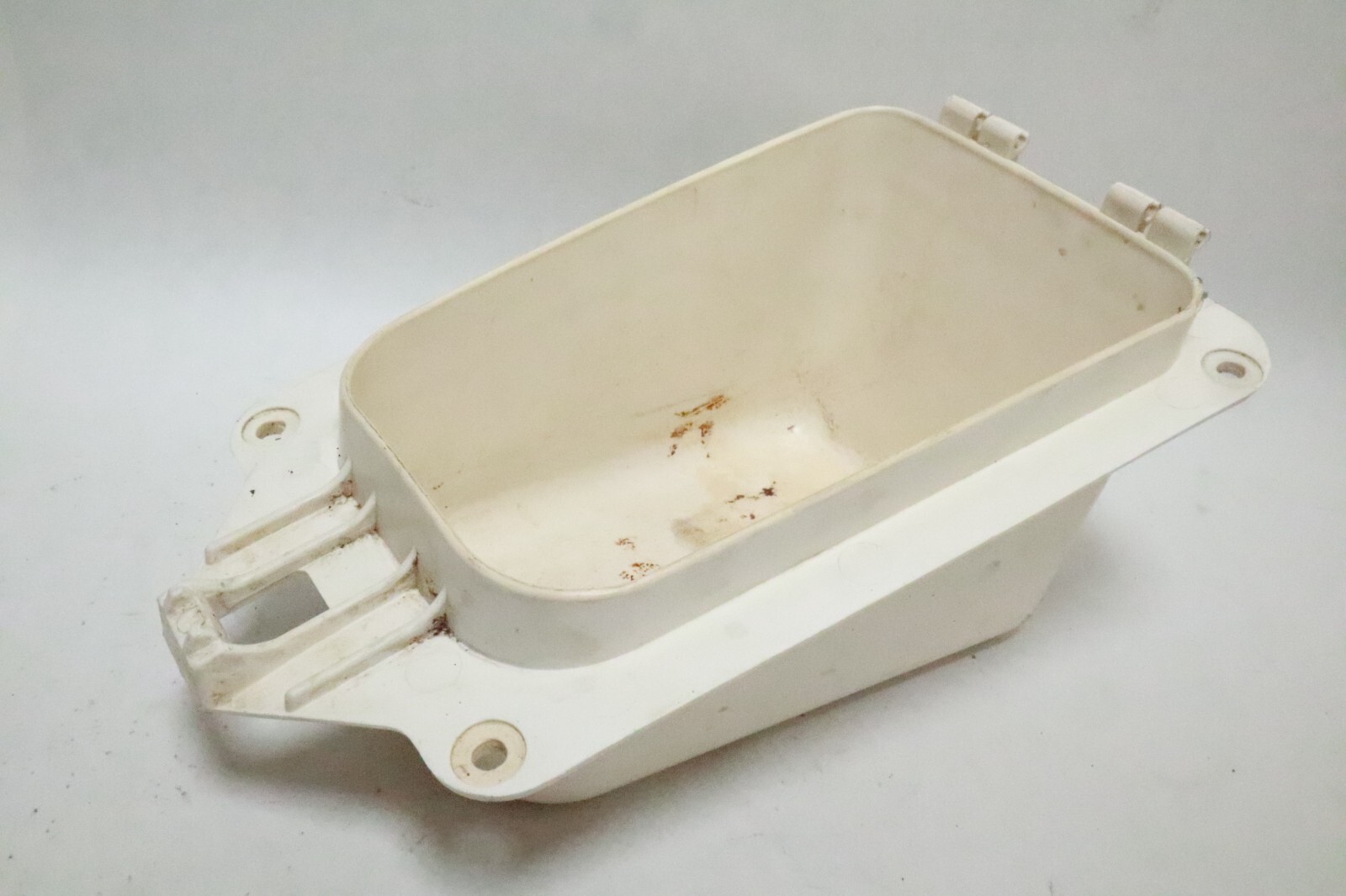 SEA-DOO GTX, 5640 OEM PARTS CENTER GLOVER BOX LOWER SECTION 269 500 257 - Image 8